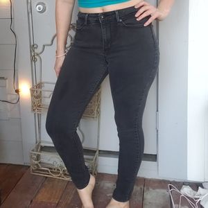 Levi's Denizen high rise skinny black jeans